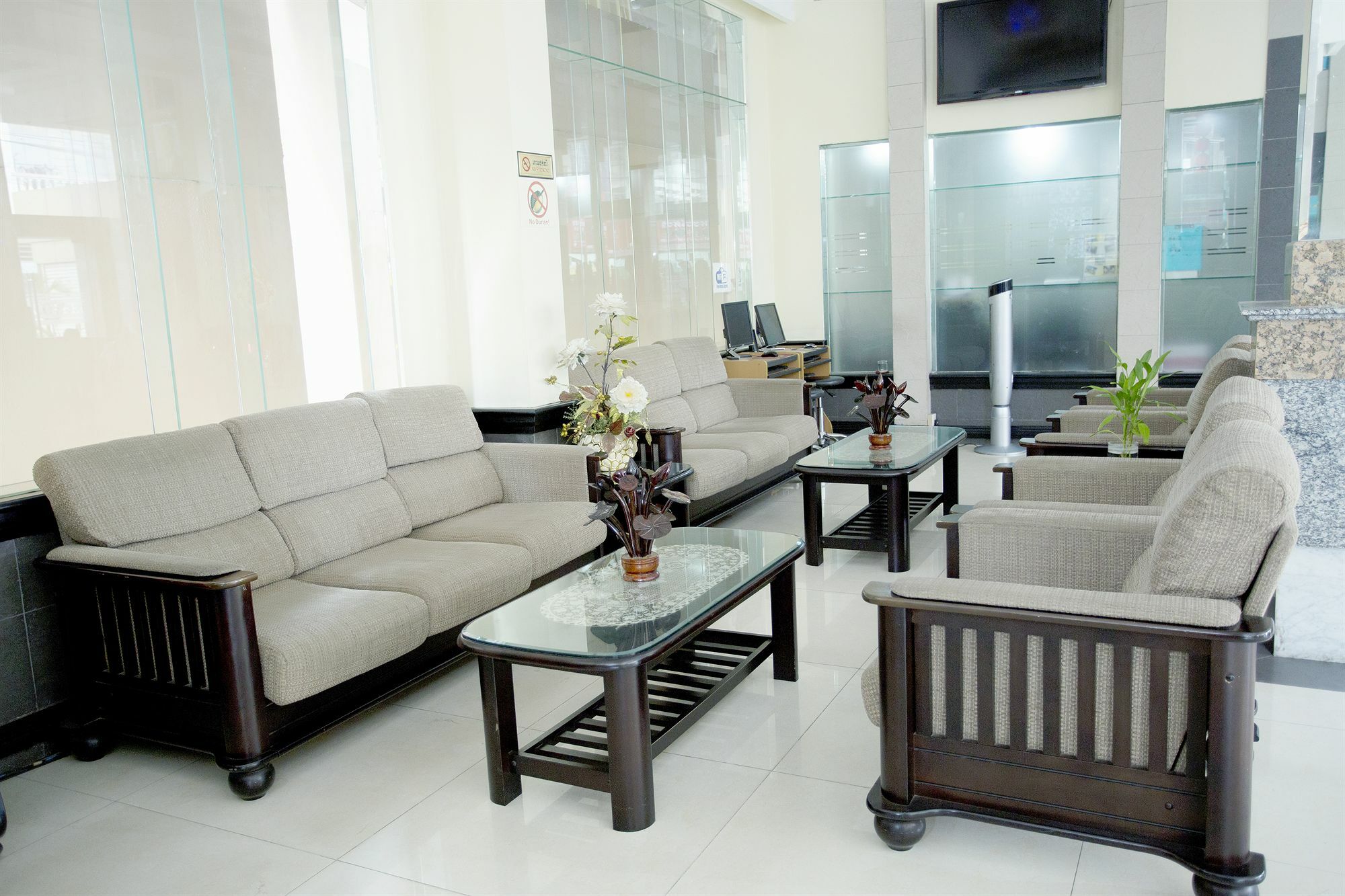 Salita Hotel Phnom Penh Exterior photo